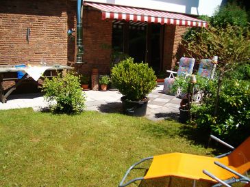 Ferienwohnung Sarah im Ferienhaus Waldgrund