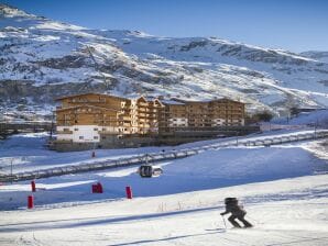 Holiday park Apartment in a Chalet directly on ski slope - Tignes - image1