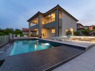 Villa Petra mit beheiztem Pool und Meerblick