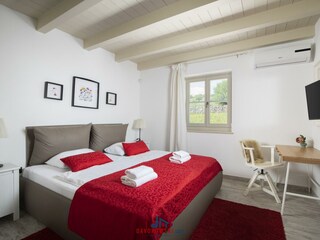 Villa Krnica Características 10