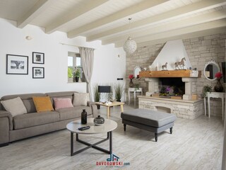 Villa Krnica Características 17