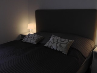 Schlafzimmer mit  Boxspringbett