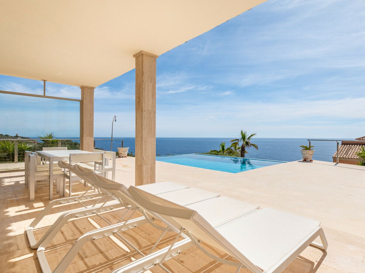 Villa Porto Cristo Novo Außenaufnahme 1