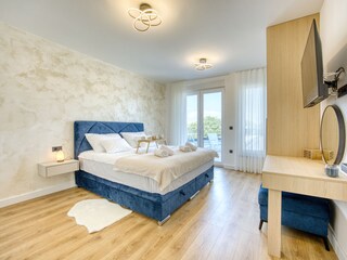 Villa Nin Características 22