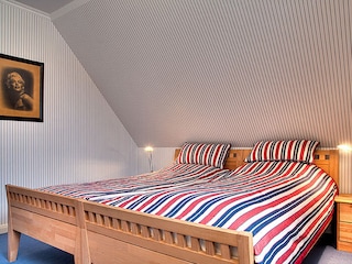 Schlafzimmer 3
