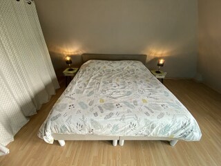 Chambre n°4 : 1 lit double (180x200) OU 2 lits simples