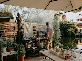Chalet Geel Outdoor Recording 10