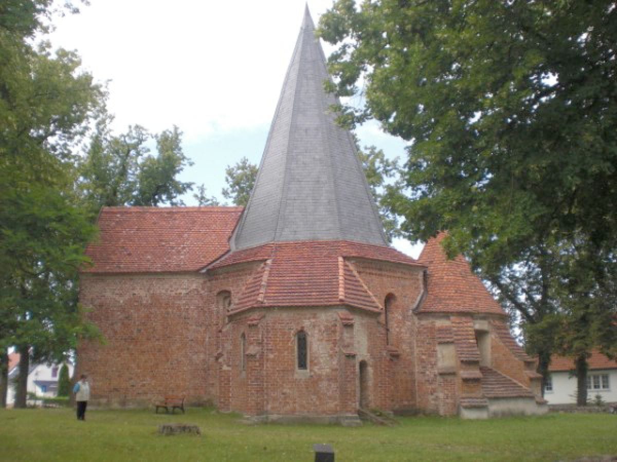 Ludorfer Kirche