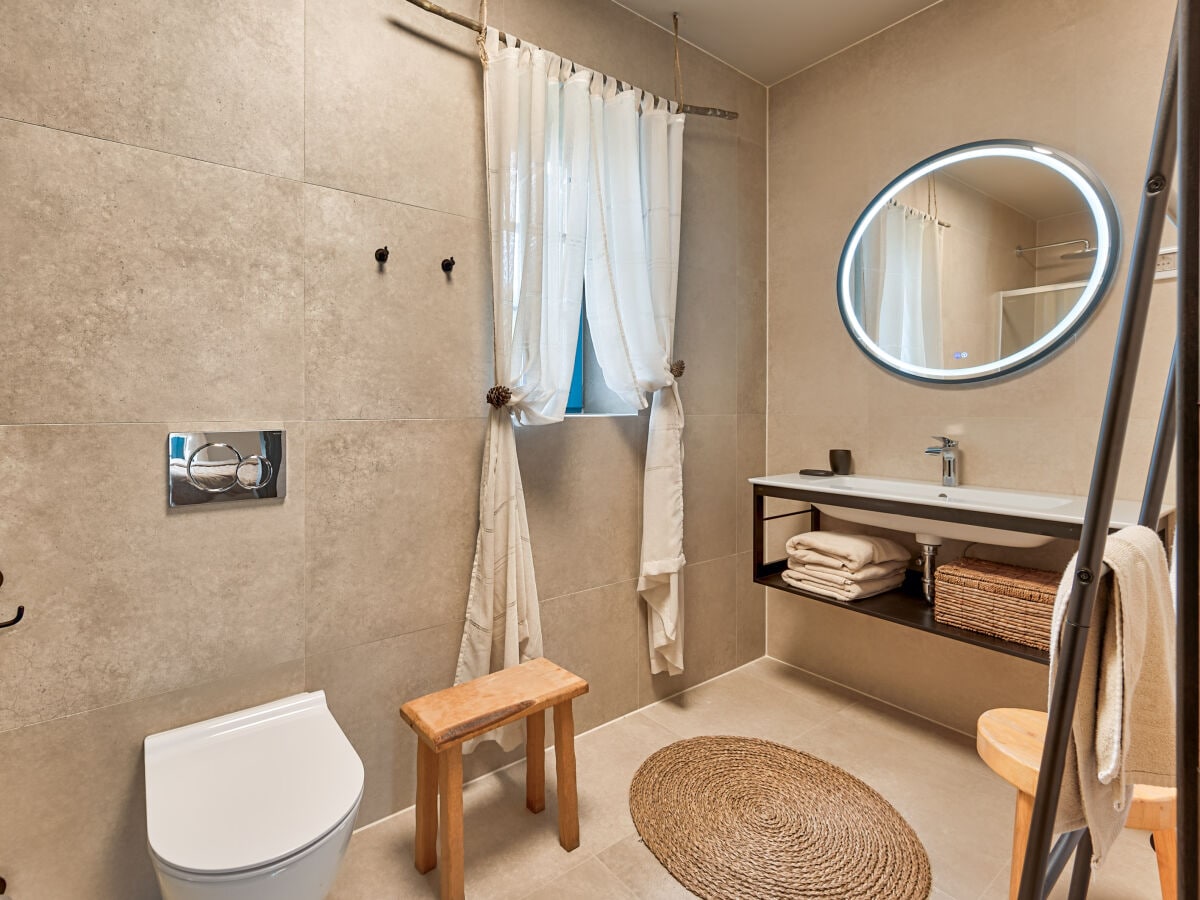 en-suite Badezimmer im Schlafzimmer 1