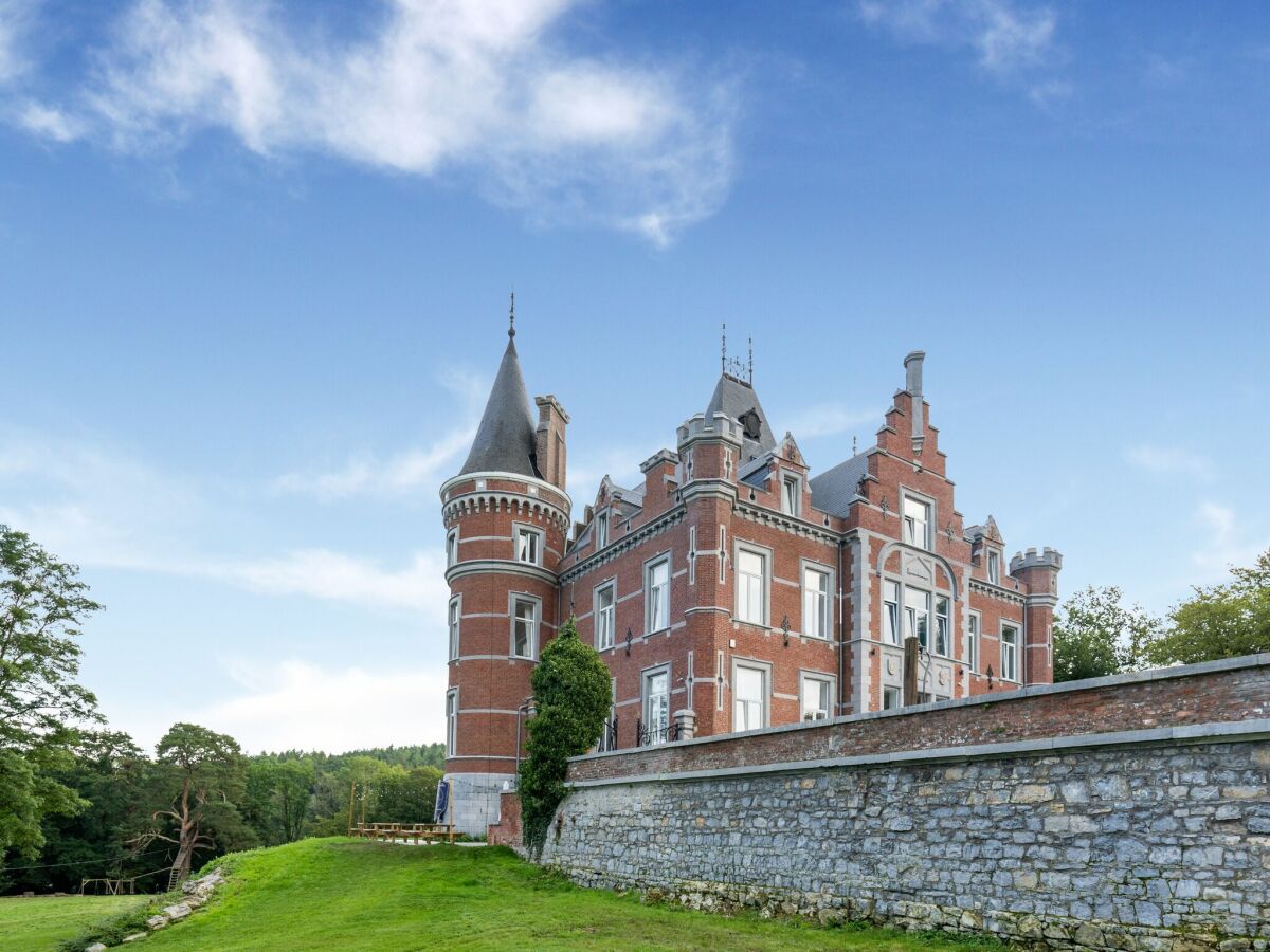 Schloss Gesves Außenaufnahme 1