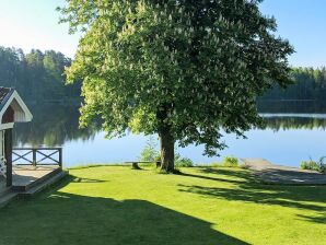 4 Sterne Ferienhaus in STENSJÖN - Stensjön - image1