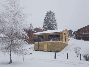 Ferienhaus Chalet in Saint Laurent an einem Hang - Lac-des-Rouges-Truites - image1