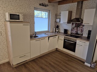 gut ausgestattete Küche