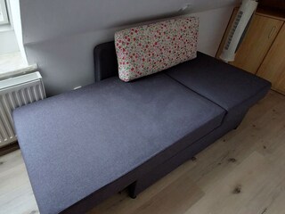 Schlafsofa für ein (Klein)Kind im Schlafzimmer