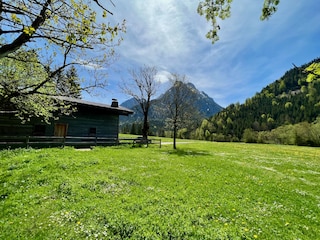 Außenansicht und Bergblick