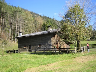 Seitlicher Hüttenblick