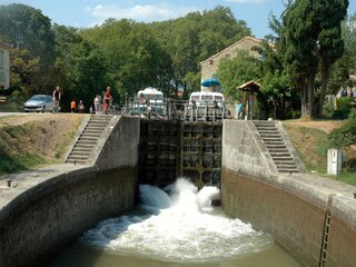 Villa Caunes-Minervois Environment 45