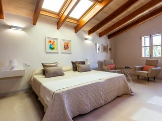 Holiday house Costitx Features 35