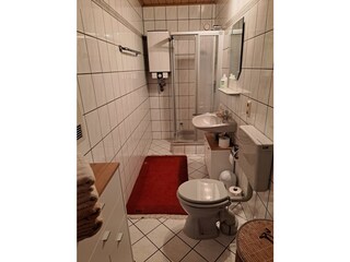 Bad mit Dusche