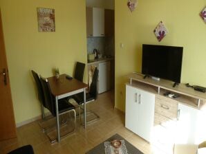 Apartments Smokvica - Superior One Bed /Apt - Starigrad - image1