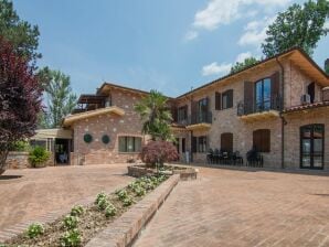 Majestätische Villa in Fermignano mit privatem Pool - Fermignano - image1