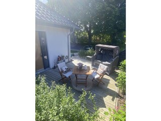 Terrasse an der Ferienwohnung