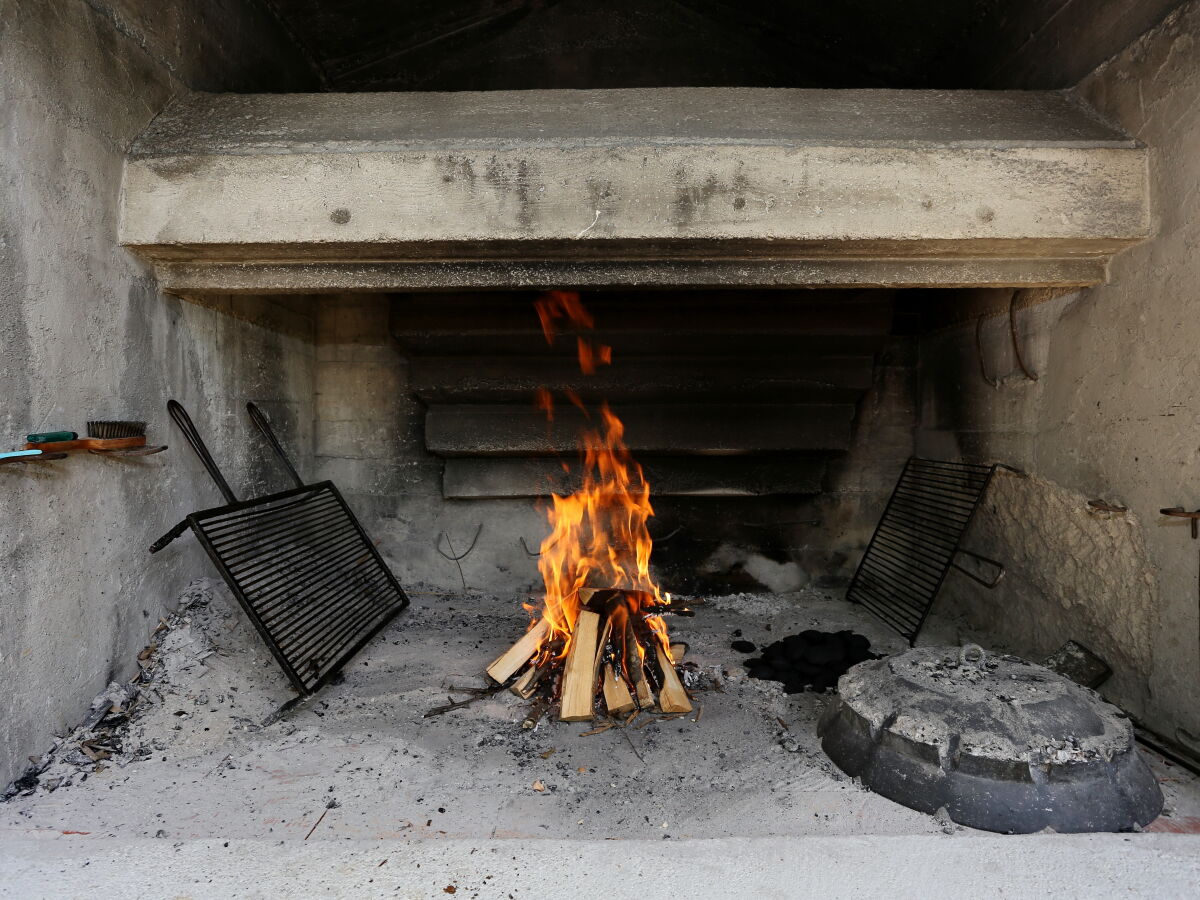 Grillen gehört zum Alltag bei und an der Adria