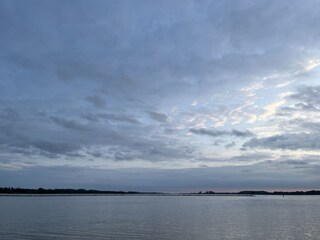 Die Schlei ist eine Meeresarm der Ostsee.