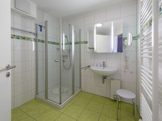 Badezimmer 1