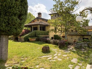 Villa Borgo San Lorenzo Buitenaudio-opname 6