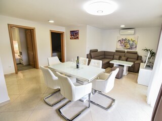 Ferienwohnung Vir Ausstattung 5