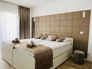 living/sleeping area