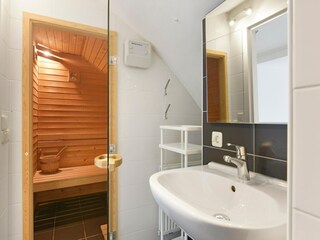 Holiday park De Groeve Features 5