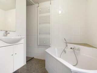 Holiday park De Groeve Features 10