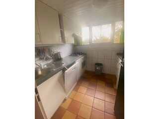 Kitchen with dishwasher and washing maschine