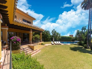 Vakantiehuis Elviria Buitenaudio-opname 6