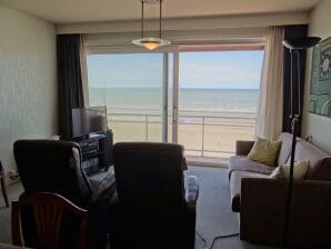 Cape horn apartment right on the beach - Nieuwpoort - image1