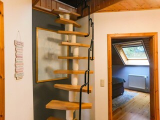 Treppe zum 2.Schlafzimmer Fw-Sommer