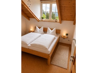 doppel Schlafzimmer mit Blick ins Grüne