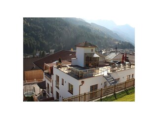 Aussenansicht Sommer Haus Dorfblick