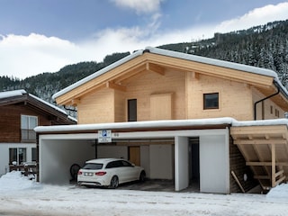 Emmas_Appartement_Gerlos_86_Haus_aussen_1