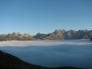 Das nennt man Obheiter (oben heiter)