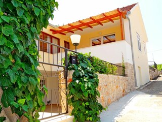 Holiday house Vrboska Features 14