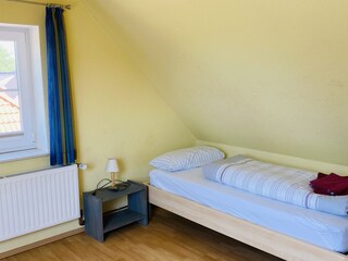 Schlafzimmer 3 oben