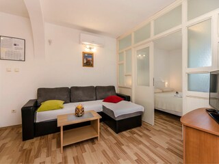 Apartment Srima Features 5