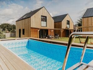 Casa per le vacanze Complesso turistico con piscina a Nadole - Lubiatovo - image1