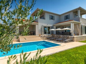 Beautiful Villa Regina with panorama view in Visnj - Labinci - image1