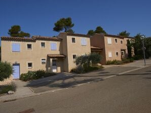 Vakantiepark Provencal Bastide, in een groen gebied - Nans les Pins - image1