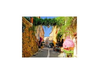 Parque de vacaciones Nans-les-Pins Entorno 17