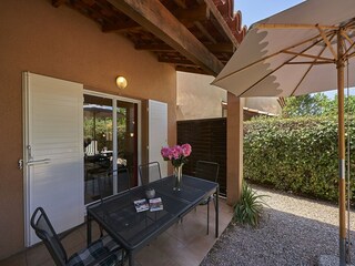 Vakantiepark Nans-les-Pins Buitenaudio-opname 2
